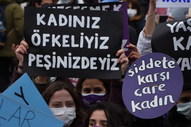 Boşanma sürecindeki kadın şiddete uğradı: Fail erkek aynı evde ev hapsine alındı
