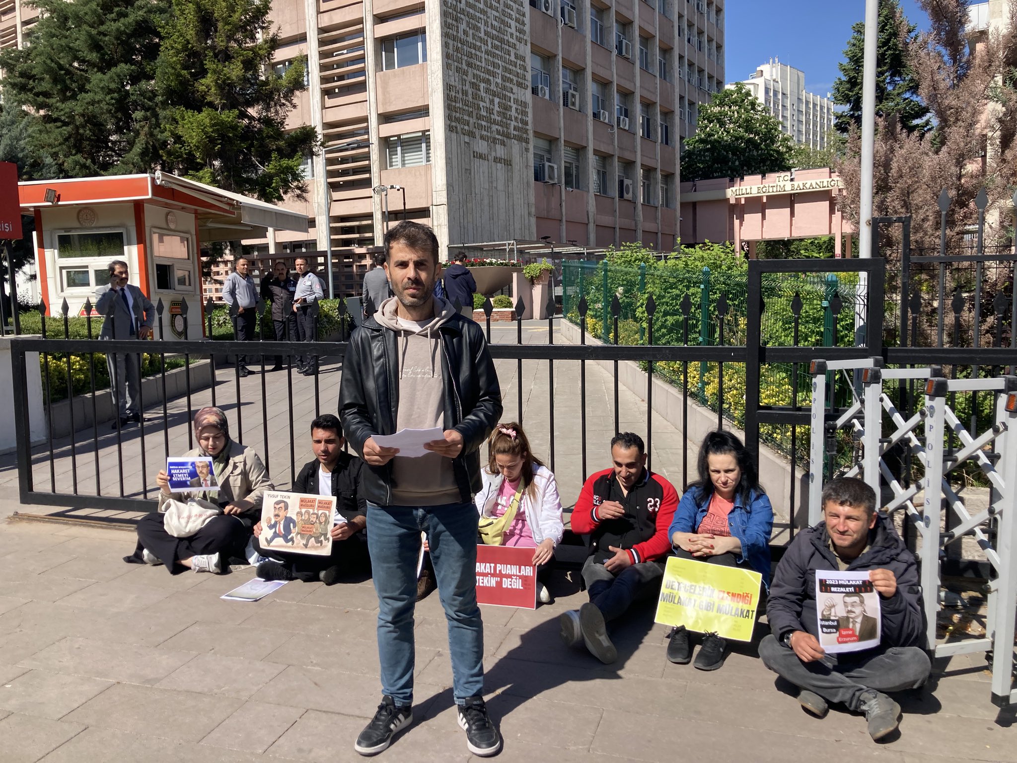 ‘Mülakat mağduru’ öğretmenlerin eylemleri 191. gününde: ‘Ne boyun eğeriz ne de sessiz kalırız’