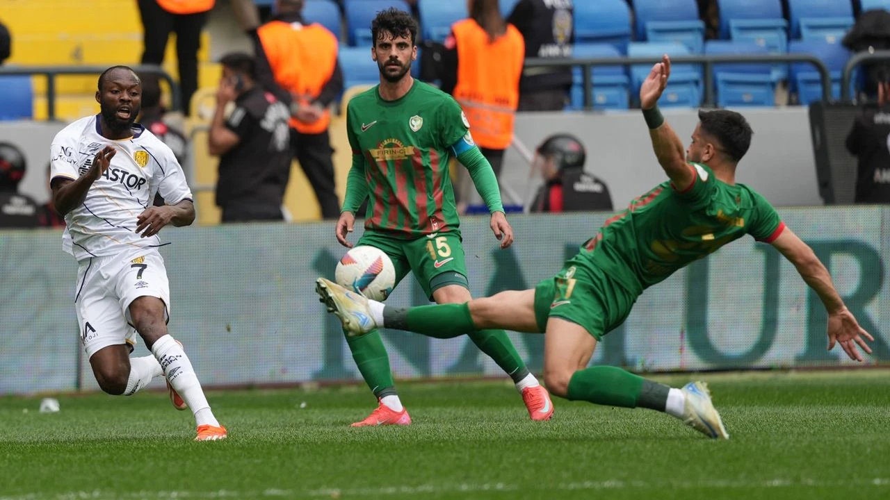 Amedspor play-off umutlarını Ankara’da bıraktı: 2-0