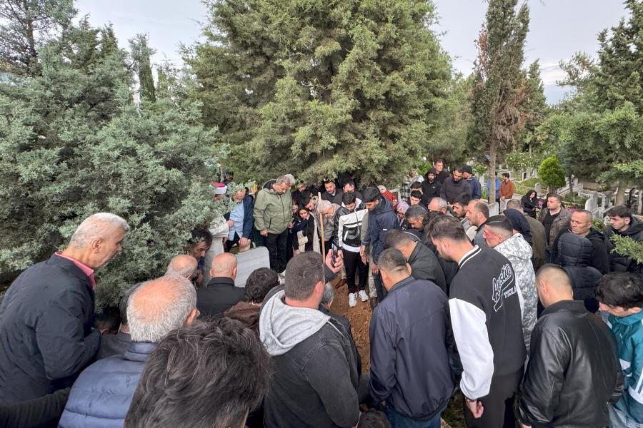 Dövülerek öldürülen işçi Erol Eğrek son yolculuğuna uğurlandı