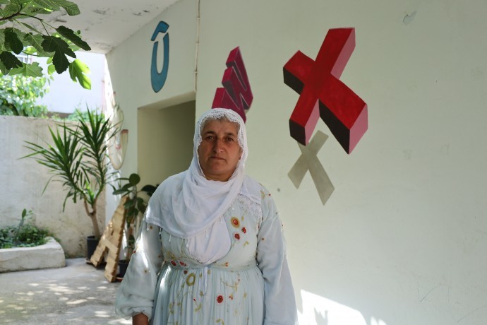 60 yaşında anadilinde yazma öğrenen Eynete Akıl: ‘Bu dili yaşatmak boynumuzun borcudur’
