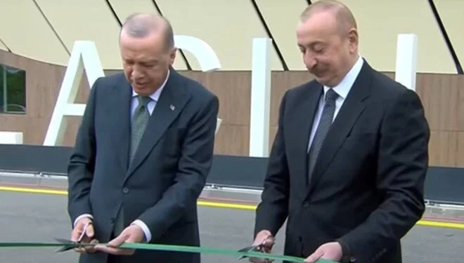Türkiye-Azerbaycan-Pakistan zirvesi: ‘Zorluklar karşısında dayanışma bir seçim değil zaruret’