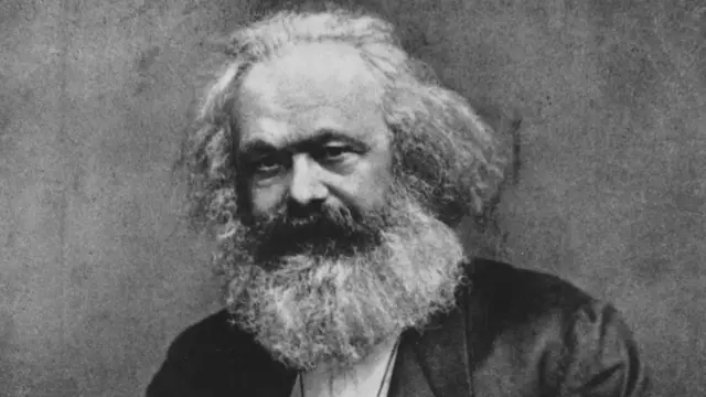 Karl Marx 207 yaşında: ‘Hayaleti dünyada dolaşmaya devam ediyor’