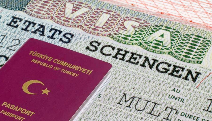 AP’den Türkiye vatandaşlarına Schengen vizesi için ‘kapasite artırma’ çağrısı