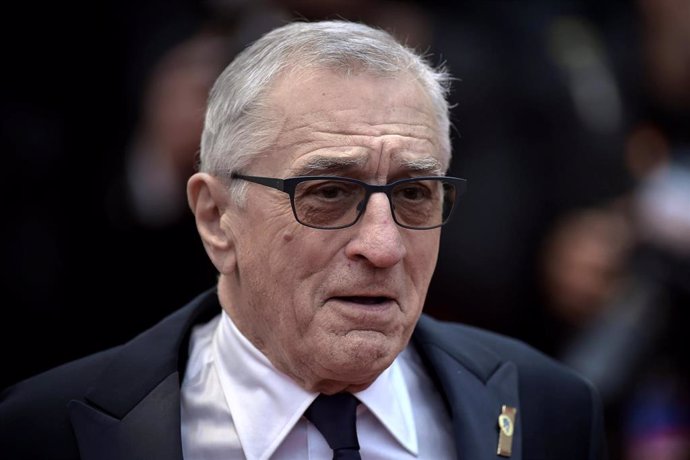 Robert De Niro: Sanat faşistler için tehdittir