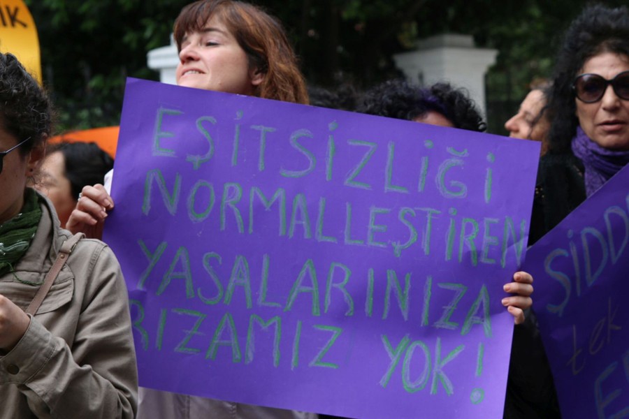 BM’den Türkiye’ye ‘kadınlara soyadı dayatması’ mektubu