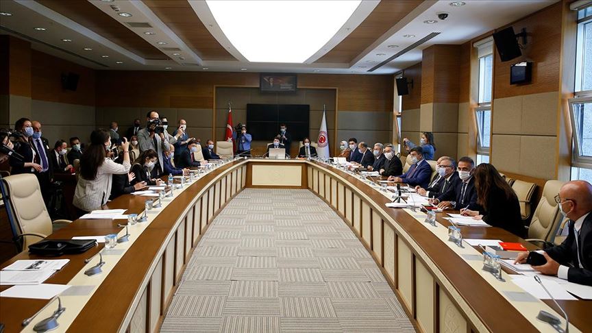 Meclis’te HSK gerilimi: CHP üyeleri oylamayı terk etti
