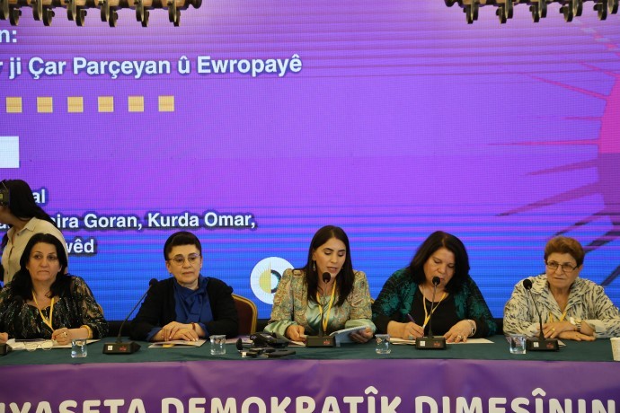 ‘Kürt Kadın Parlamenterler Konferansı’nda barış, kardeşlik ve birlik vurgusu