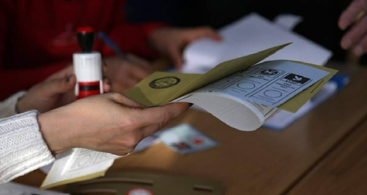 Türkiye’de siyasi eğilimlerde son durum: Her dört seçmenden biri kararsız