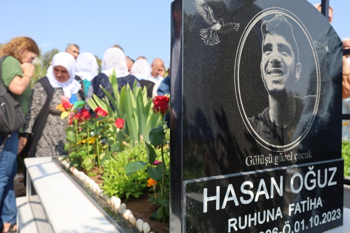 2015’te HDP mitingine yönelik saldırıda hayatını kaybedenler anıldı: ‘Barış ve demokrasiyi getireceğiz’