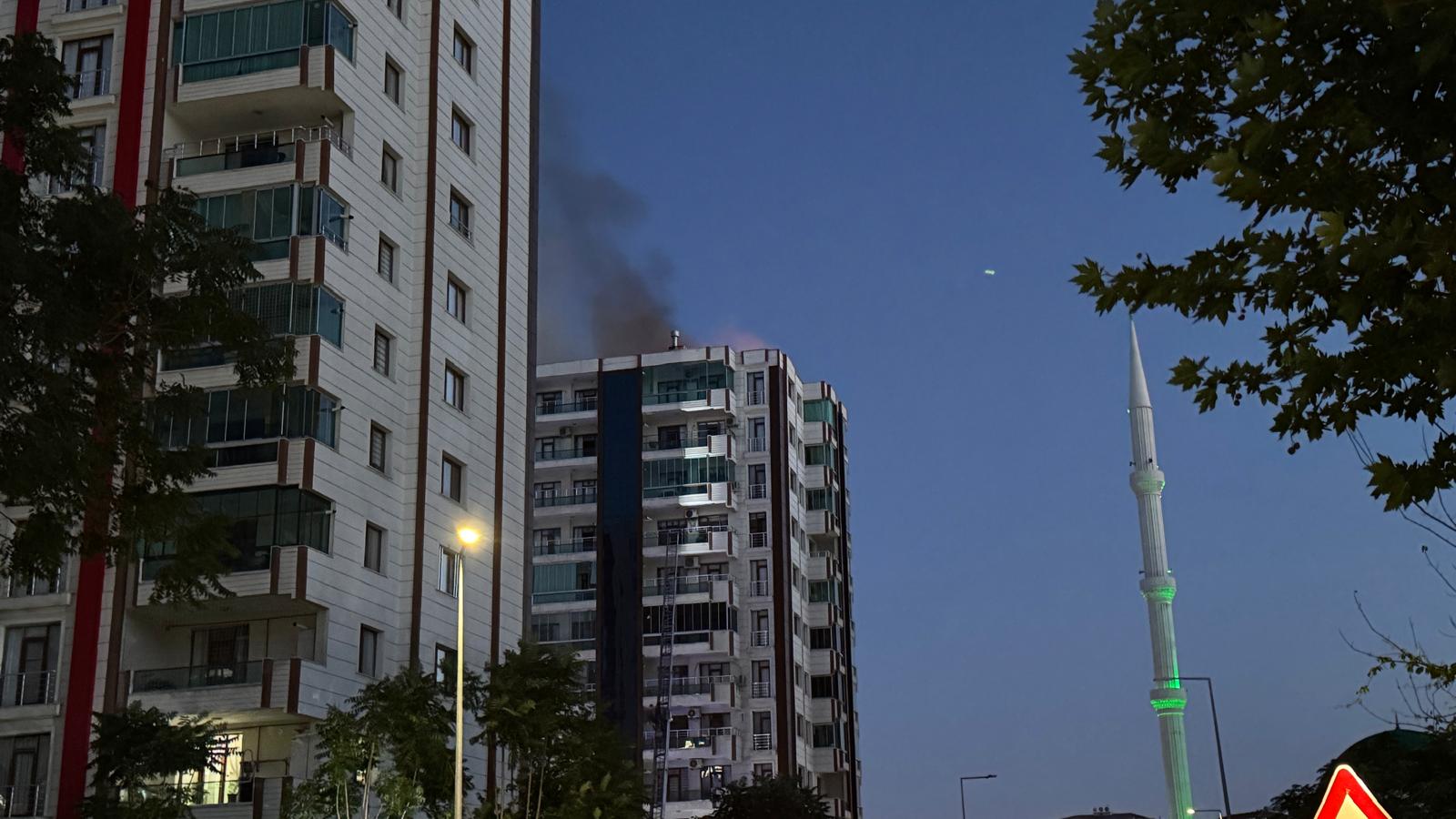 Diyarbakır’da 3’ü çocuk 4 kişinin öldüğü yangınla ilgili soruşturma başlatıldı