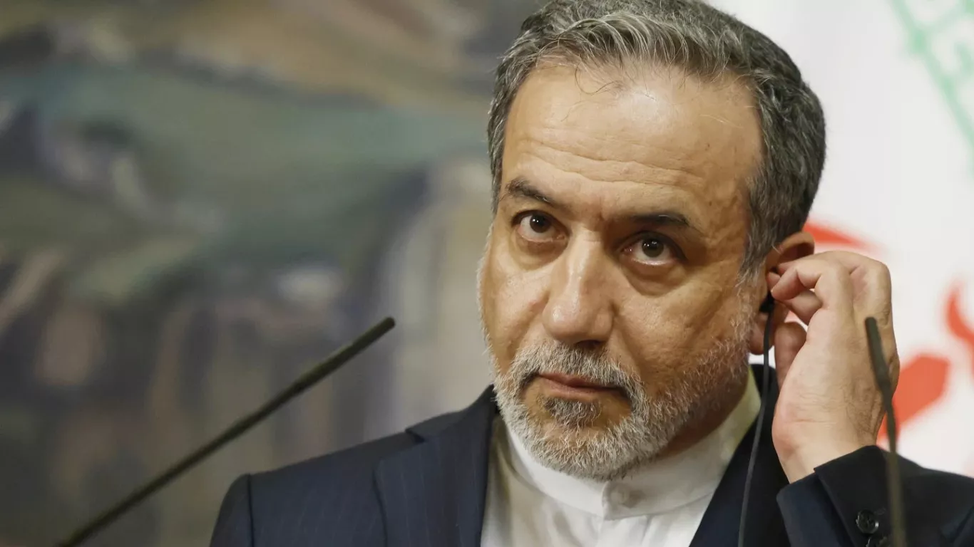 İran Dışişleri Bakanı: ABD ile müzakere halindeydik, İsrail saldırdı