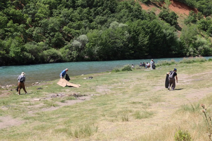 ‘Çöpünü al, sevgini bırak’: Dersim’de temiz çevre için farkındalık etkinliği