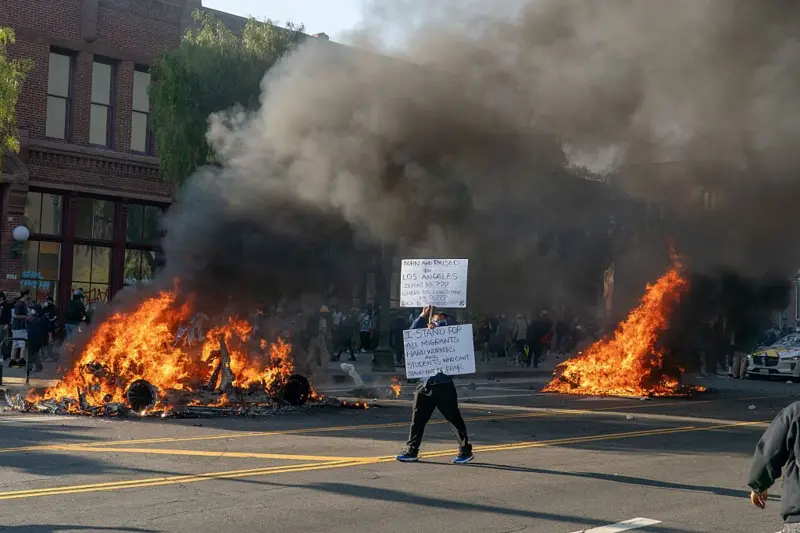 Los Angeles protestoları | Trump iki bin ek Ulusal Muhafız ve 700 deniz piyadesi sevk ediyor