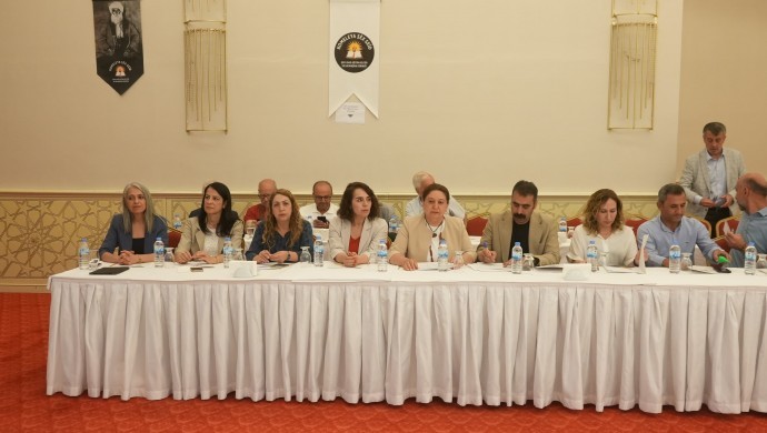 Şeyh Said’in torunu Kasım Fırat: Onurlu barış için çalışmalıyız