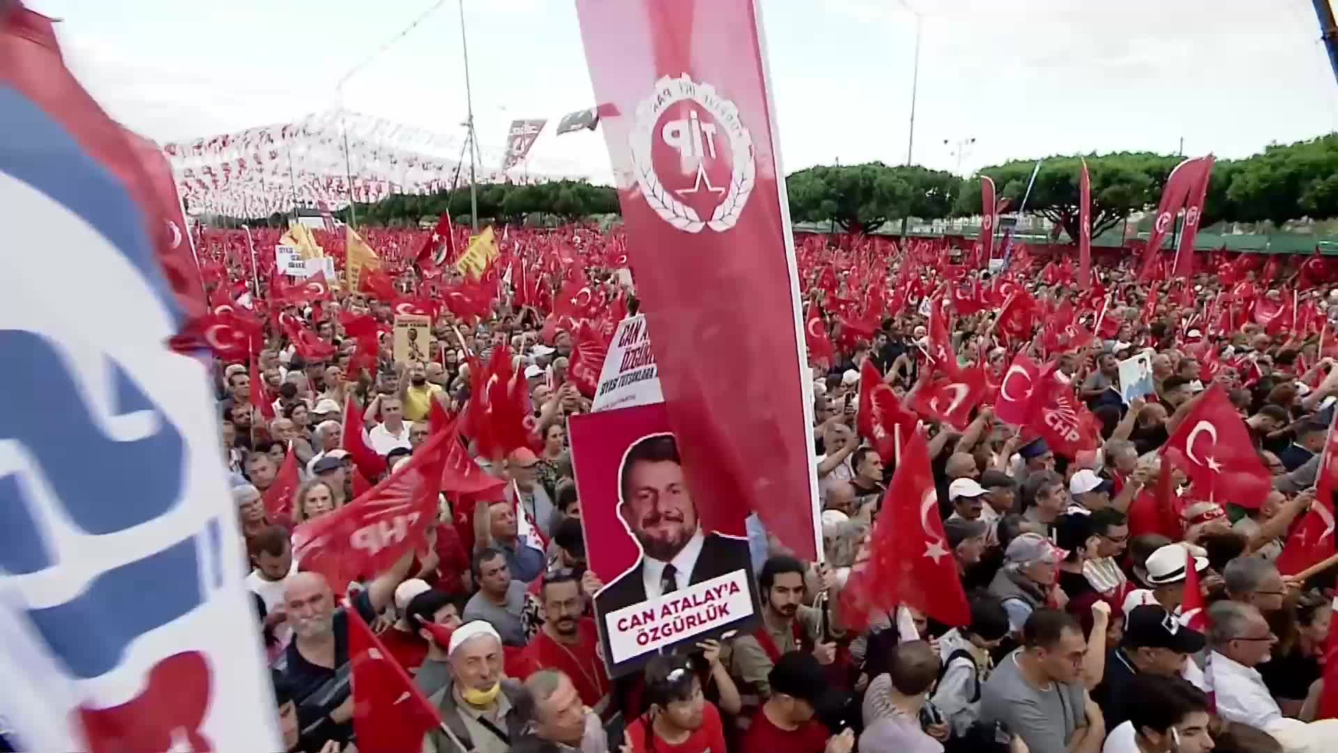 CHP’den ‘Millet İradesine Sahip Çıkıyor’ mitingleri: Adres Antalya’ydı