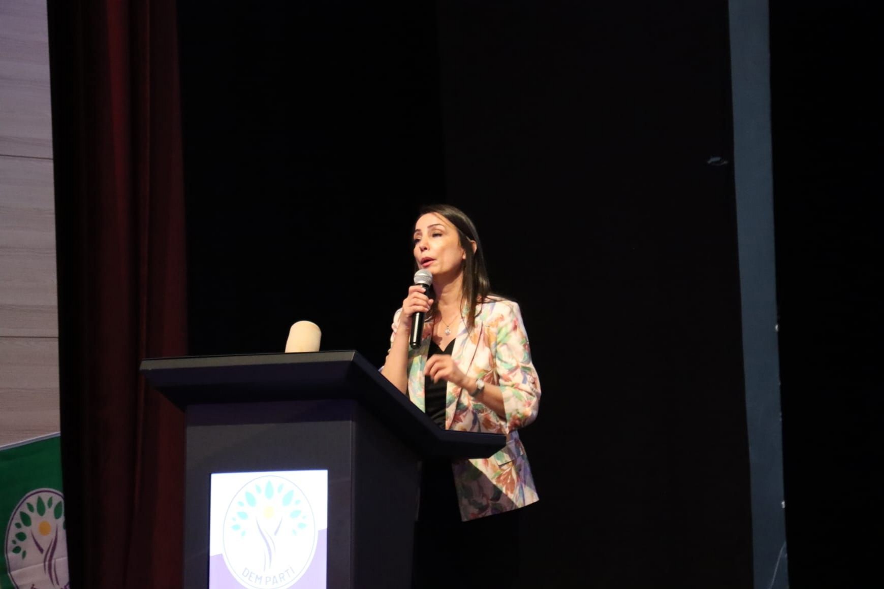 Tülay Hatimoğulları: Sürecin daha çok hızlanmasını bekliyoruz