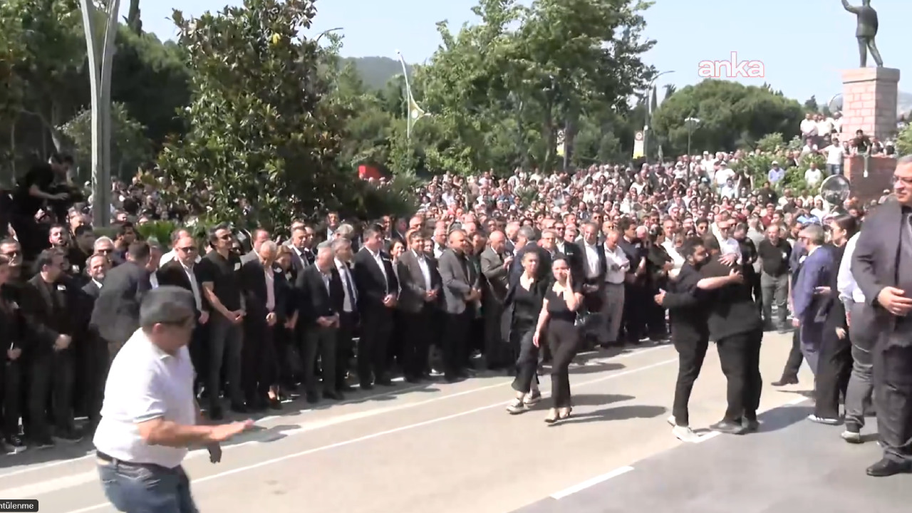 Ferdi Zeyrek’e veda: Manisa tek yürek oldu