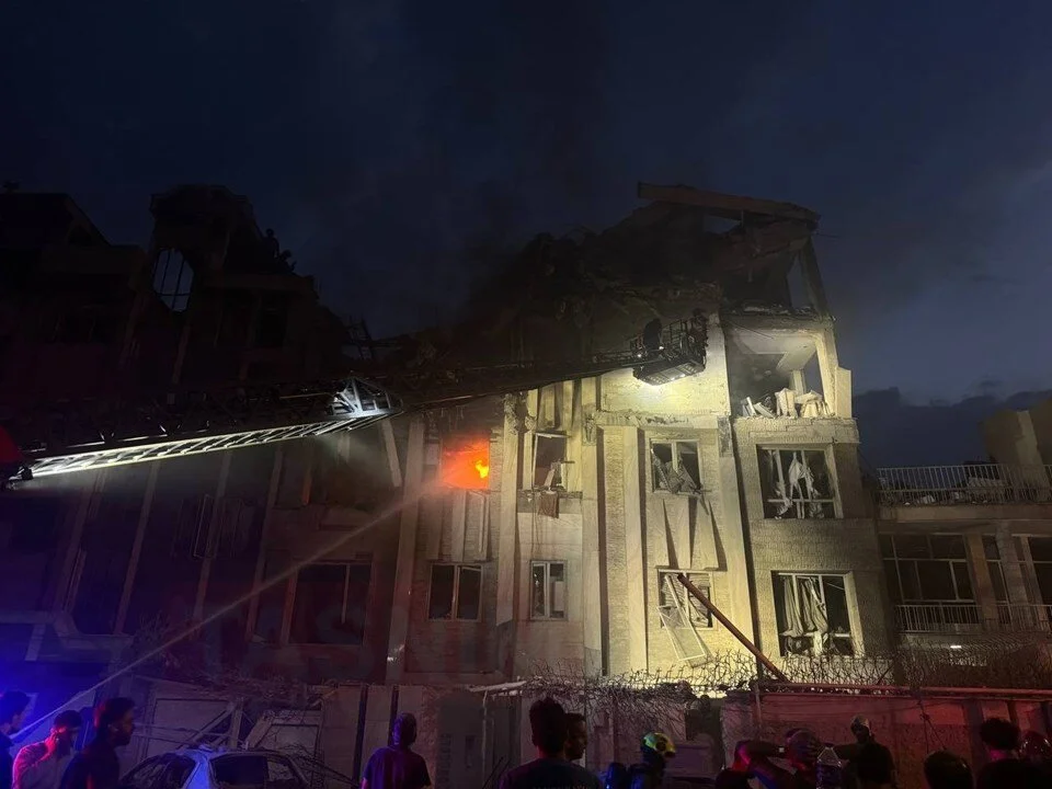 İsrail ordusu İran’ı vurdu: İran’da üst düzey kayıplar var