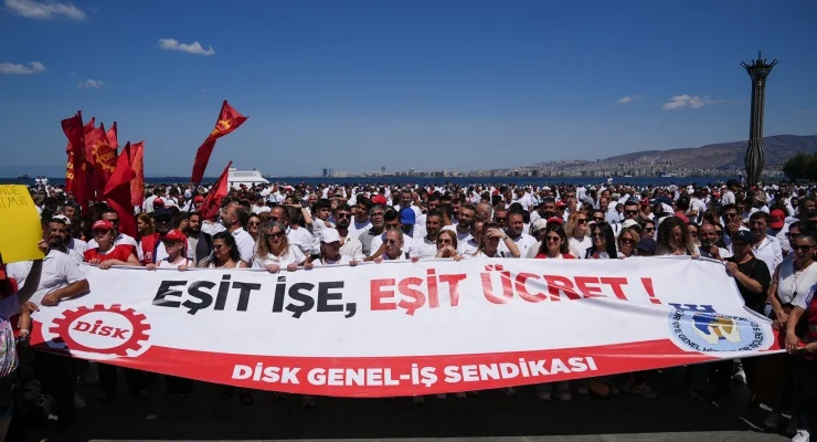 DEM Parti: İzmir’de grev hakkını kullanan işçilerin yanındayız