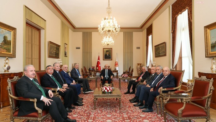 Numan Kurtulmuş, eski Meclis başkanları ile bir araya geldi