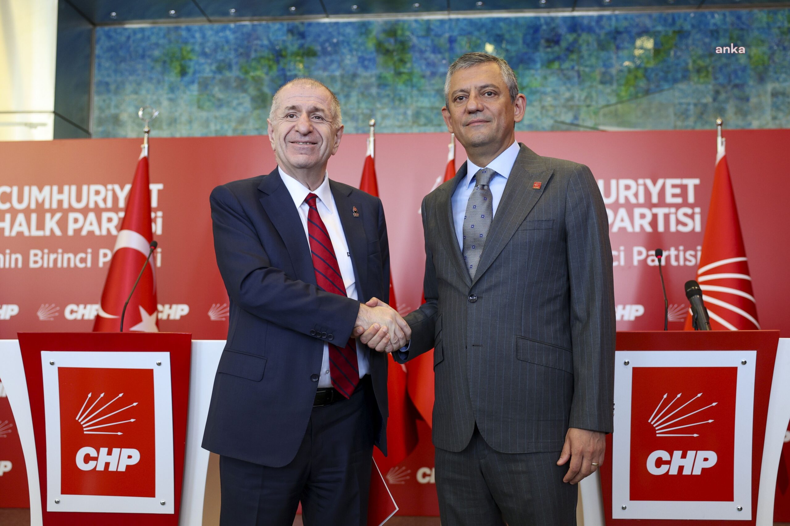 Özel ile Özdağ bir araya geldi: Bütün siyasi tutuklular serbest kalmalı