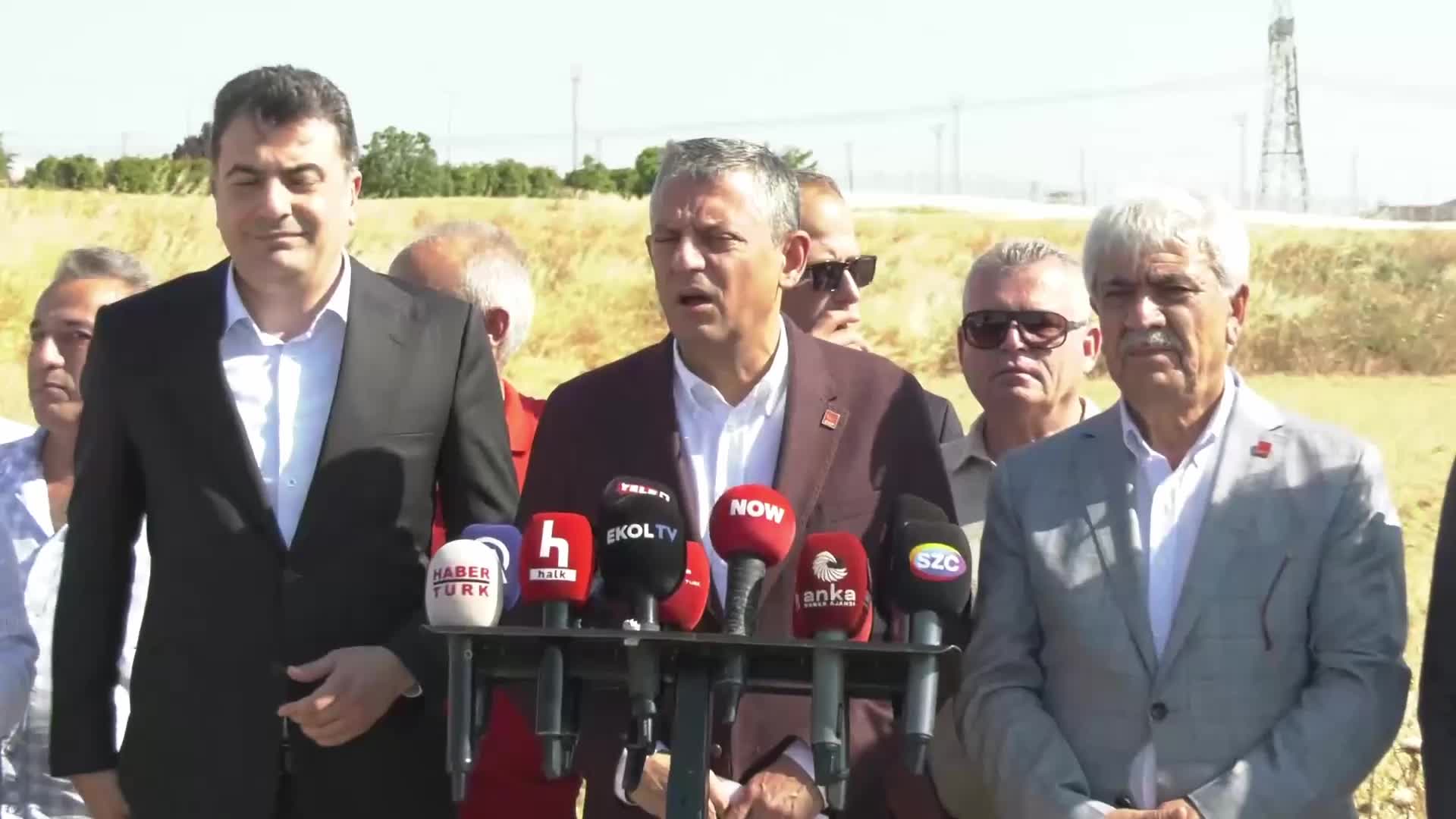 Özel, Silivri’de İmamoğlu’nu ziyaret etti: ‘Tarihte ilk kez ankette yüzde 40’ı görüyoruz’