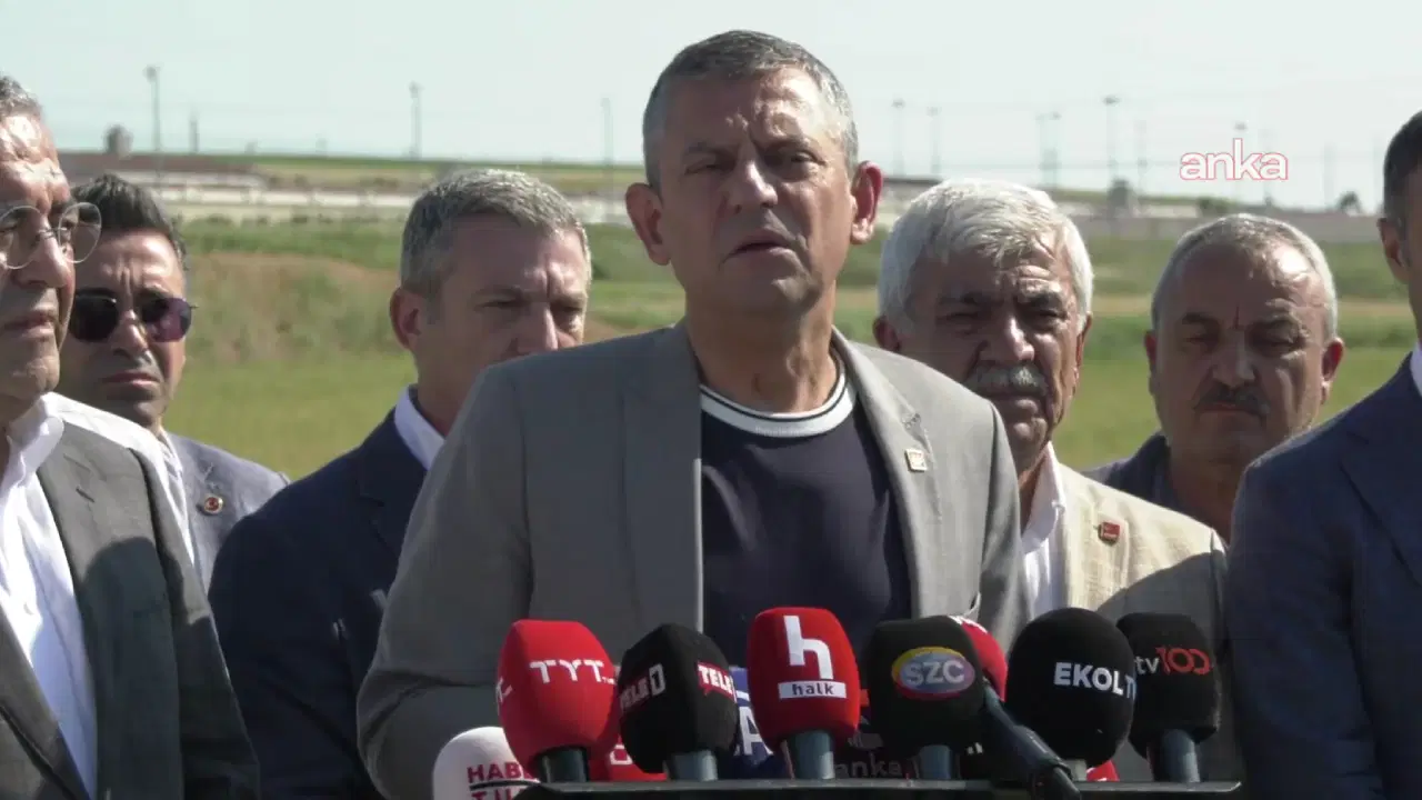 Özel’den Silivri’den sevklere tepki: ‘Bu yaptıklarının hesaplarını verecekler’