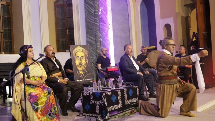 Dengbêj Şakiro’nun anısına İzmir’de stran ve çîrok dinletisi