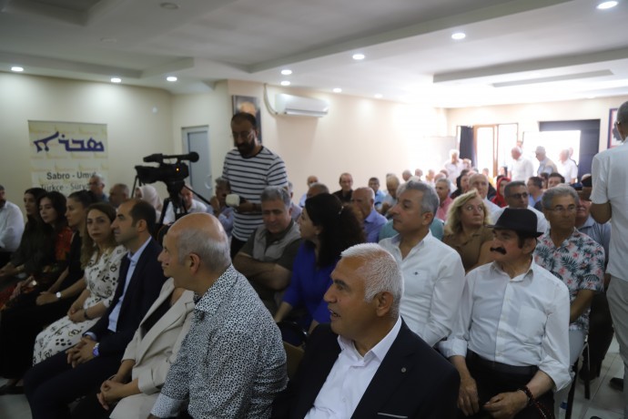 Midyat’ta Süryanilerle buluşmasında ‘yeni süreç’ anlatıldı