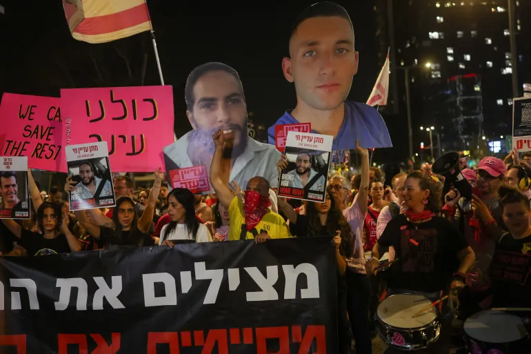 Tel Aviv’de protesto: Savaş rehineleri öldürür