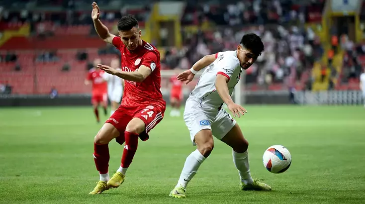 Vanspor 1’inci Lig’e yükseldi, kazanan kardeşlik oldu