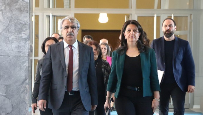 İmralı Heyeti yarın Cumhurbaşkanı Erdoğan ile görüşecek