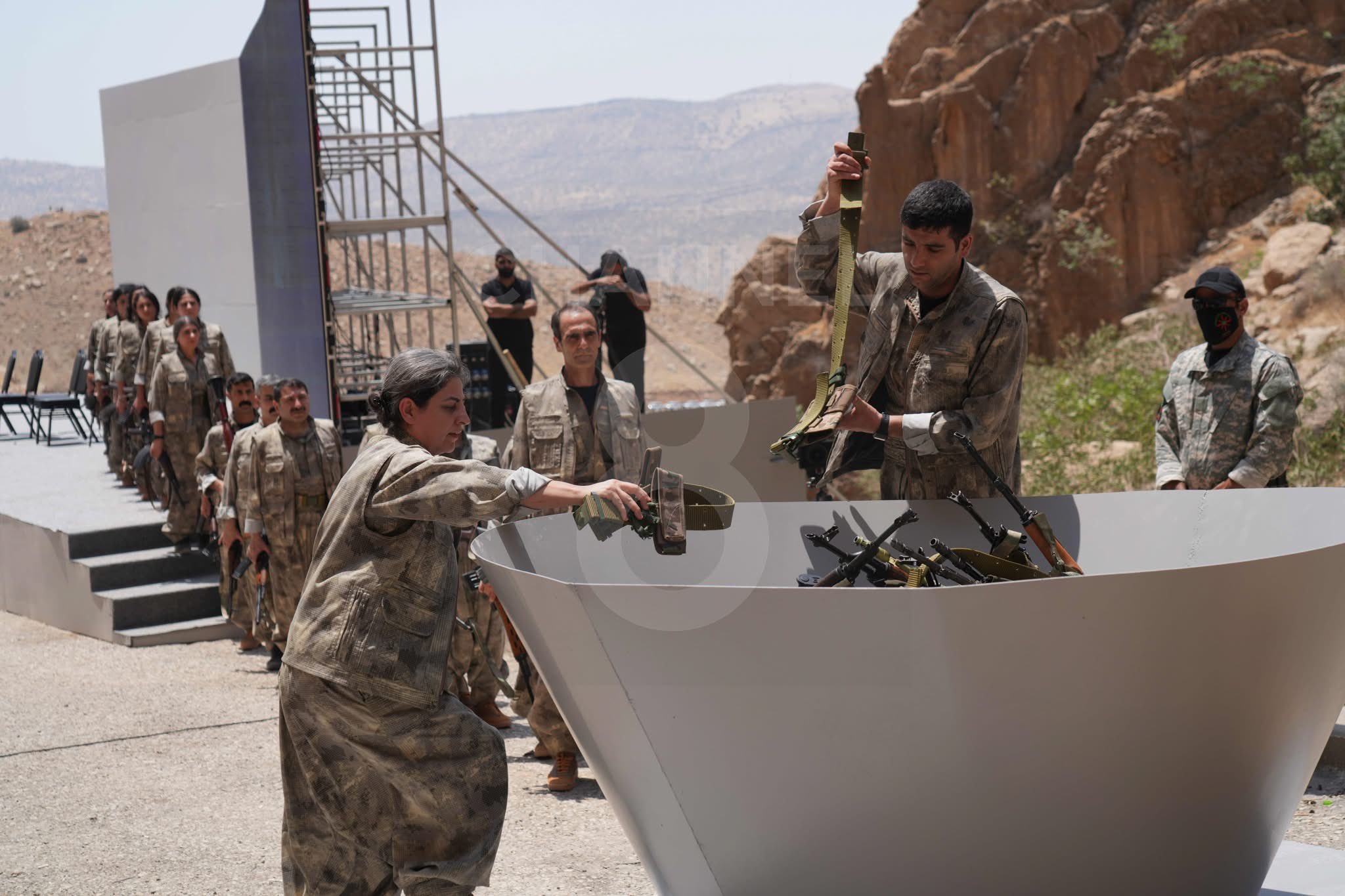 PKK’nin silah bırakma töreni dünya basınında