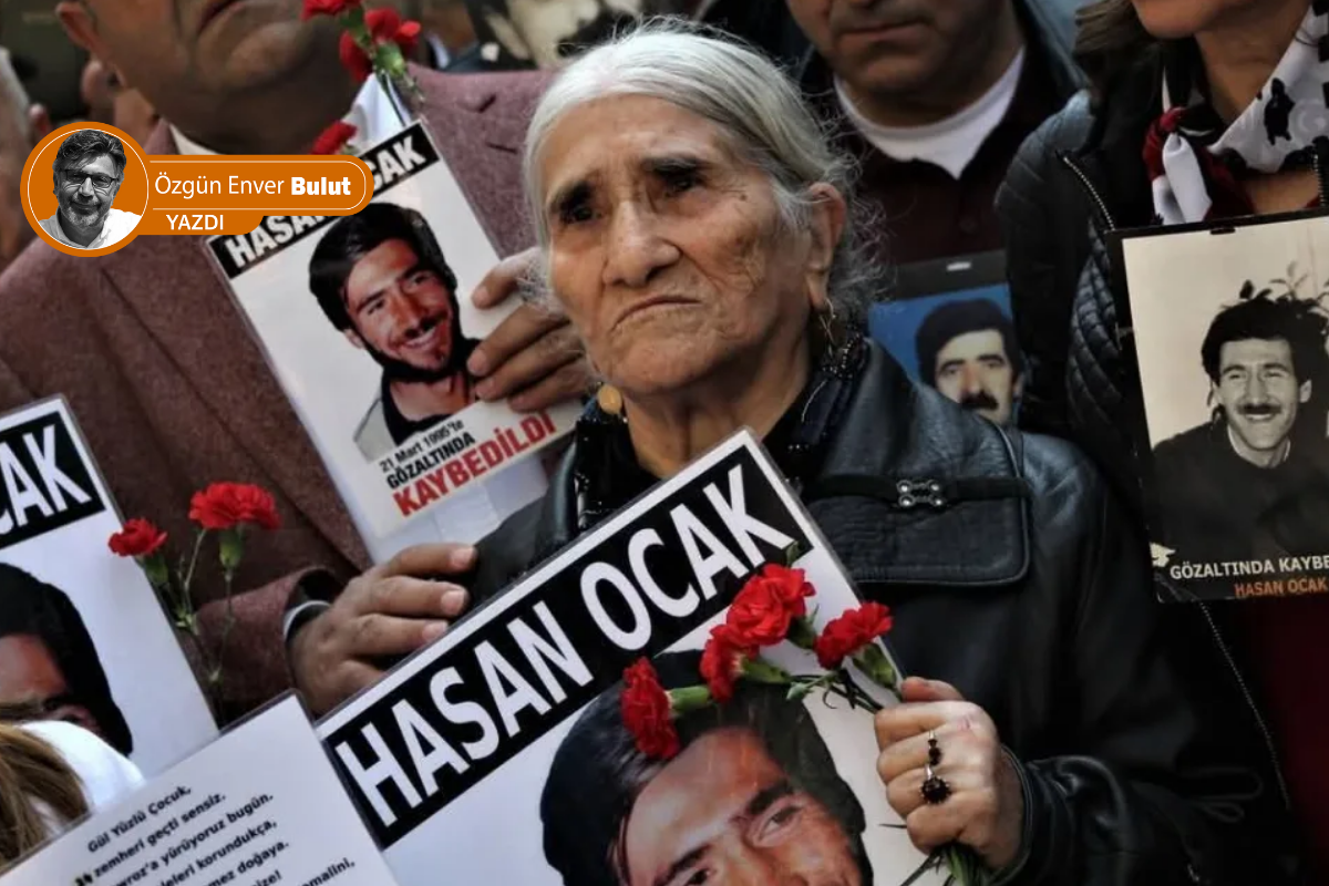 Kuşların Kanadına Sarıldım*