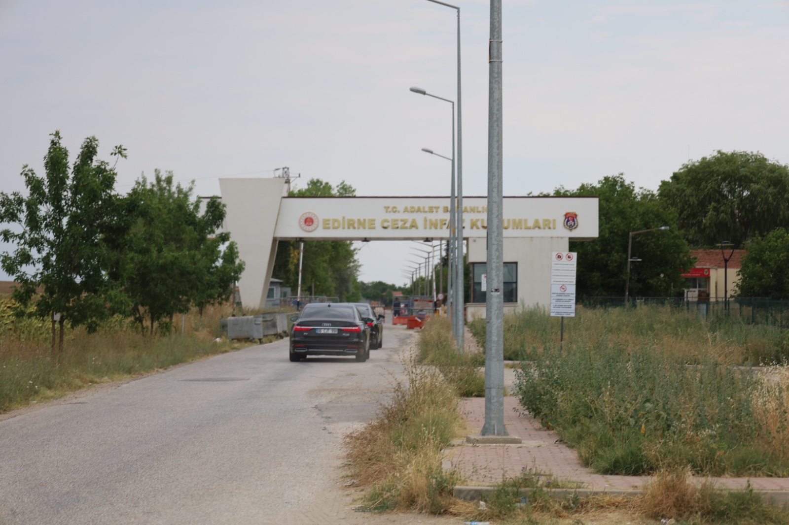 DEM Parti Eş Genel Başkanları Edirne Cezaevi’nde