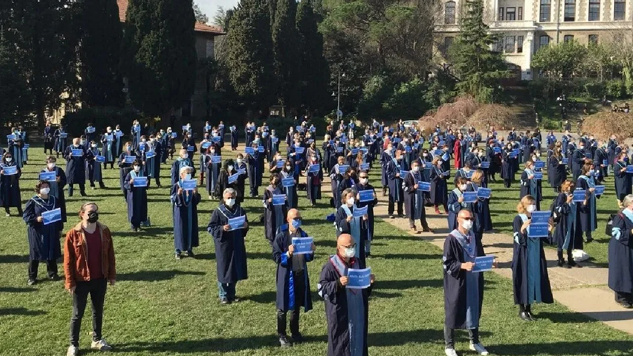 Boğaziçi Üniversitesi’nden Tuna Tuğcu hakkında soruşturma