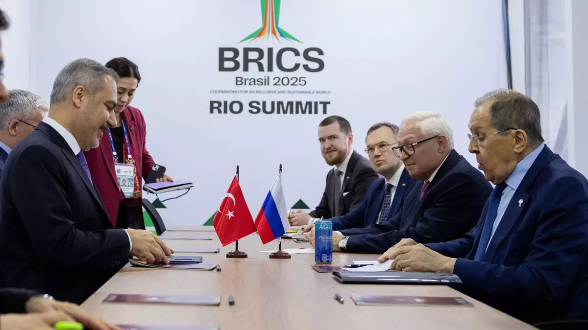 BRICS Zirvesi | Bakan Fidan Lavrov ile bir araya geldi