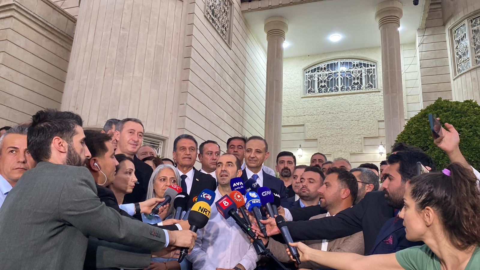 DEM Parti heyeti İbrahim Halil sınır kapısında