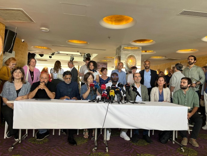 Uluslararası heyetten Öcalan çağrısı: ‘Demokratik sürecin önü açılmalı’