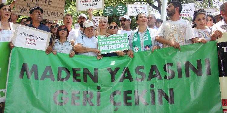 Maden yasasına karşı Meclis önüne yürüyüş
