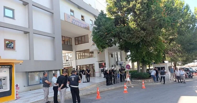 Manavgat Belediyesi soruşturmasında 7 kişiye tutuklama