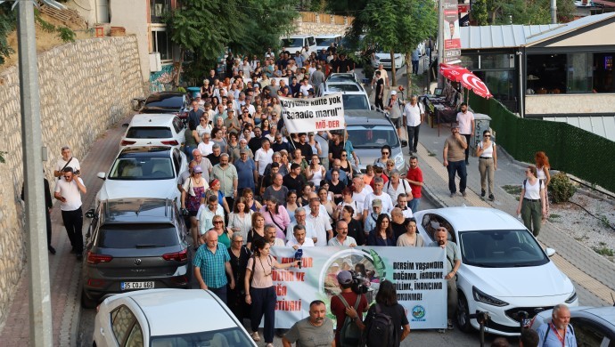 Munzur Festivali’nde barış çağrısı: ‘Devlete adım attıracak olan da bizleriz’