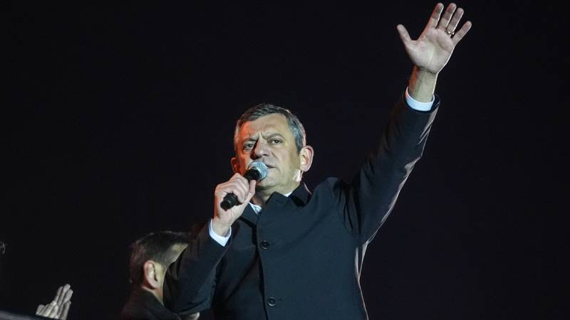 Özgür Özel Amasya’dan seslendi: İktidar halkla bağını kopardı