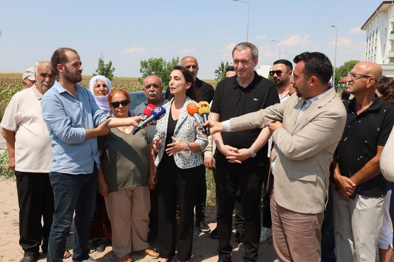 DEM Parti’den Edirne Cezaevi ziyareti: Bu tarihi süreçte arkadaşlarımıza ihtiyacımız var
