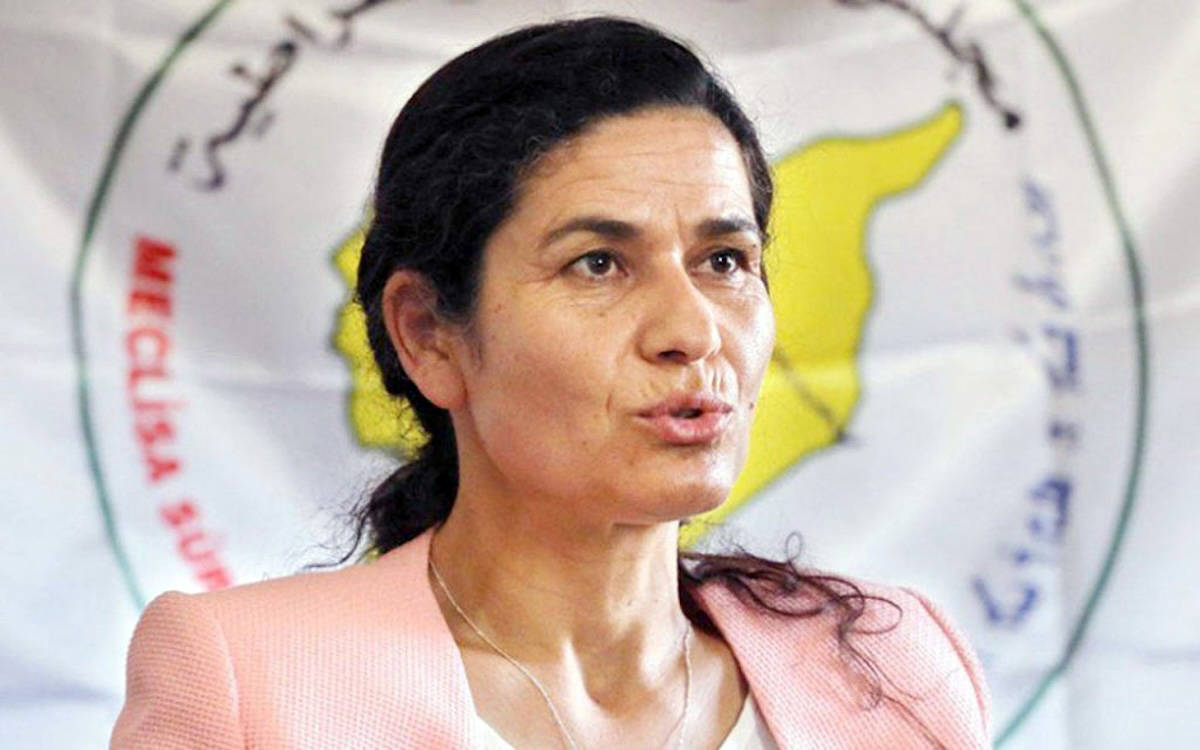 İlham Ahmed: Türkiye ile temastayız, tehdit dili yerine birbirimizi anlamak istiyoruz