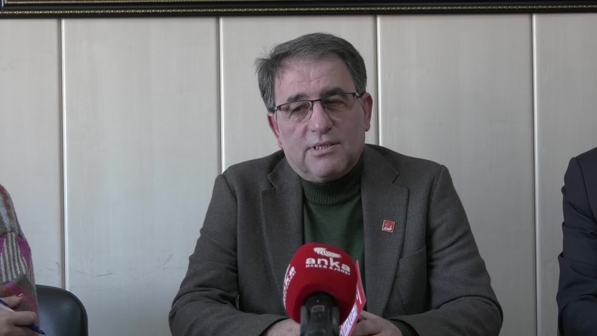 CHP Rize İl Başkanı Deniz: Muhalif herkesi içeri mi alacaksınız?