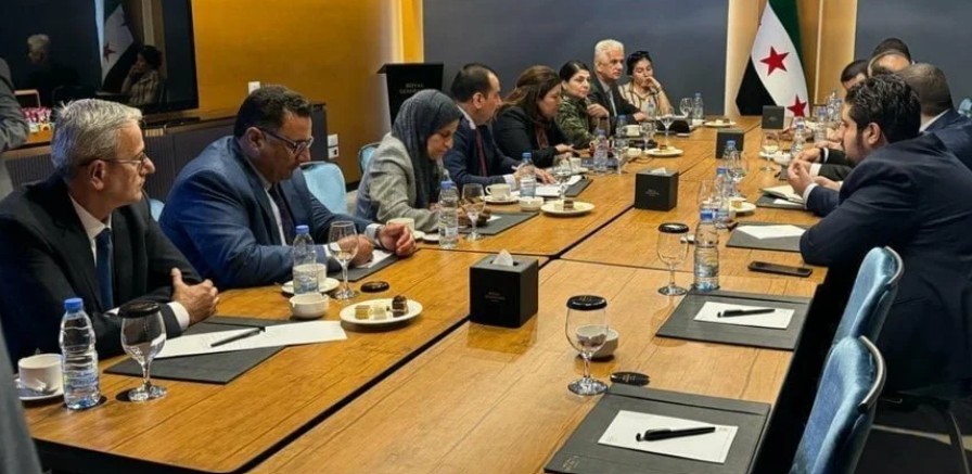 Kuzey ve Doğu Suriye temsilcileri, Şam yönetimiyle bir araya gelecek