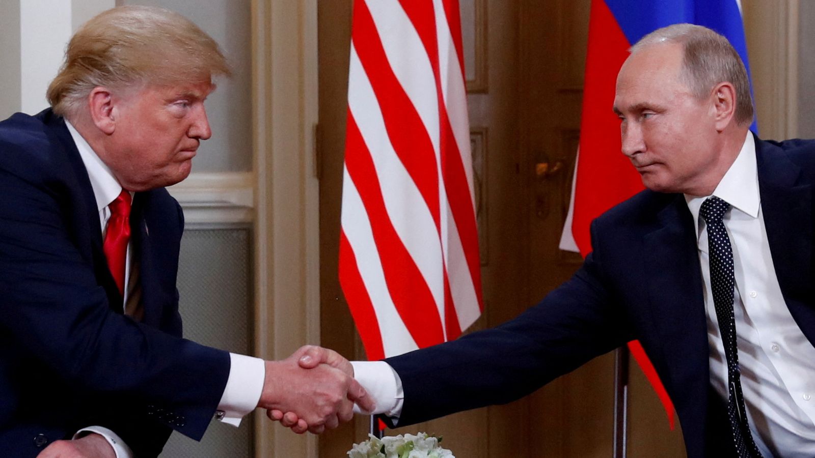 Trump: Putin beni hayal kırıklığına uğrattı ama onunla işim bitmedi