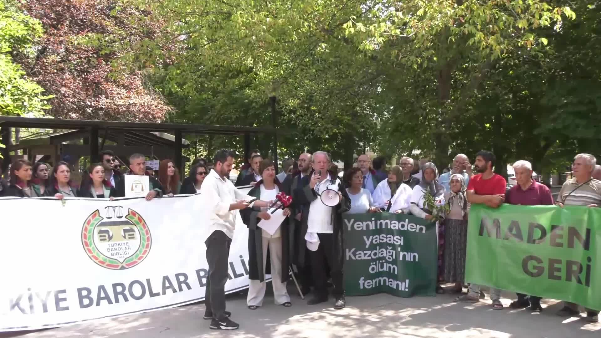 ‘Bu topraklar tüm yurttaşlara ait, bir avuç şirkete değil’